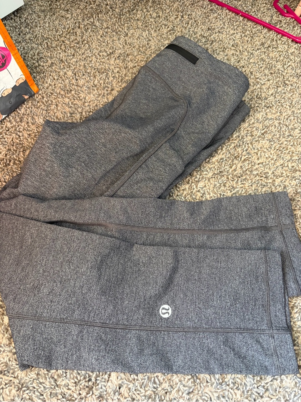 lululemon athletica Gray Heather Performance Capris